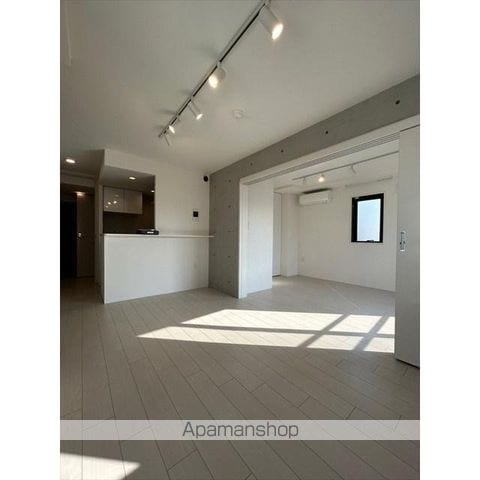 quador世田谷芦花公園の内装写真
