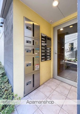 ブランシェ文京白山IIの玄関写真