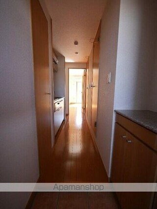 フォレスト　ＭＯＲＩ（モリ[1K/25.13m2]の玄関