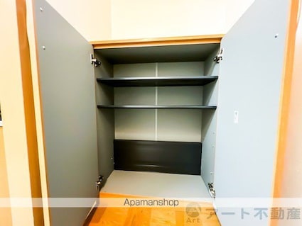 東一万ビル[1K/20m2]の内装3
