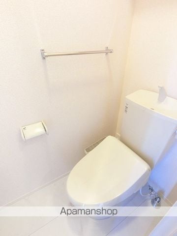 カスタリアIVの内装写真