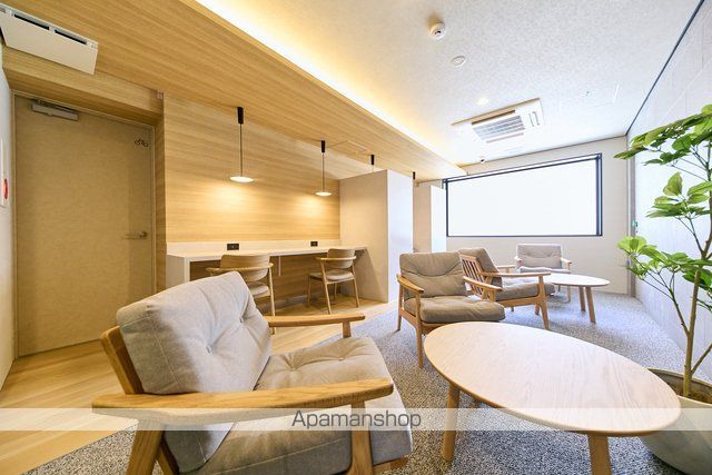 プライムブリス深川住吉の玄関写真