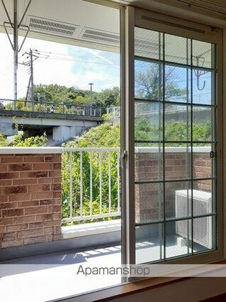 ガーデンスクエア片倉[2LDK/57.22m2]のバルコニー