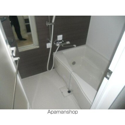 プレディアスタイル横濱沢渡[1R/26.13m2]のバス