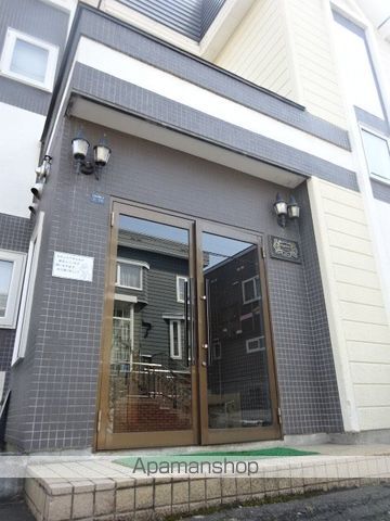 レオパレス北34条第1の玄関写真