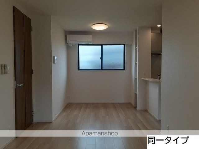 ＪＲ北陸本線 敦賀駅 バス乗車時間：14分 最寄りバス停で下車 徒歩4分 2階建 新築の内装写真