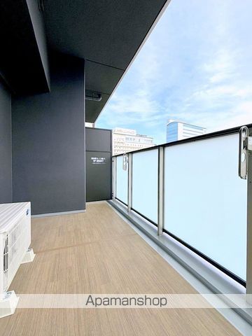 コンフォリア・リヴHOMMACHI WEST Qの内装写真