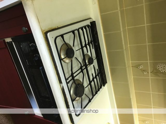 白鷹松下町マンションの内装写真