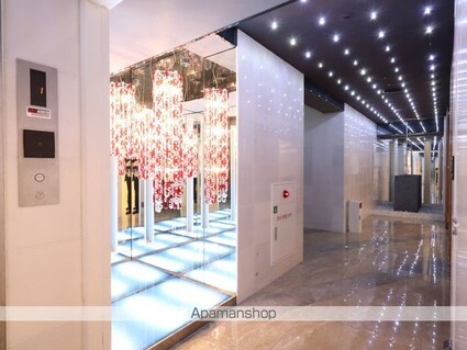 ファーストレジデンス栄[1LDK/48.46m2]のエントランス