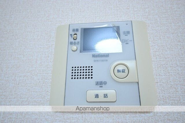 レセンテ林の内装写真