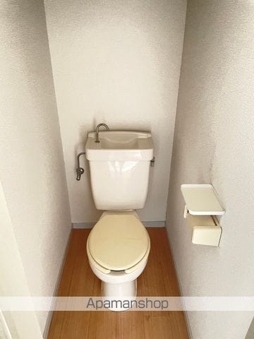 エッグハウスの内装写真