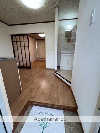 愛媛県新居浜市河内町[2K/30.48m2]の玄関