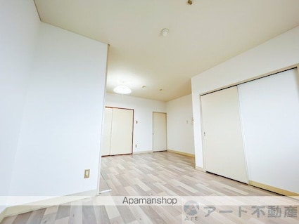 西石井ハイツ[2LDK/59.78m2]のリビング・居間