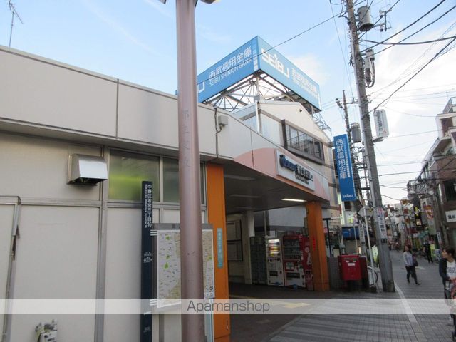レオパレスウィステリア都立家政の周辺写真