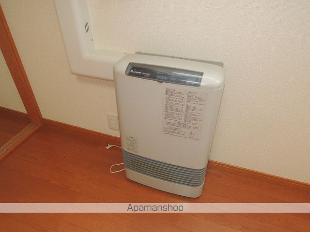 レオパレスメルヴェユー山鼻の内装写真