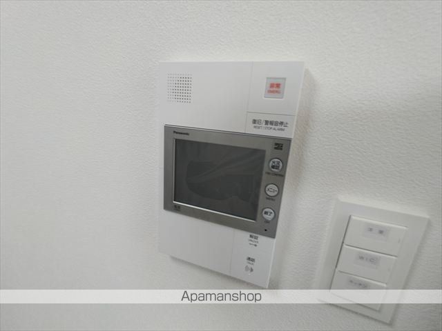 ワールドアイ大阪WEST GATEの内装写真