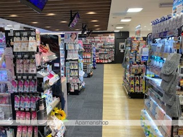 ファミールグラン銀座4丁目オーセンティアの周辺写真