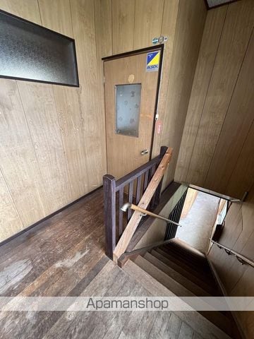 高橋平和町アパートの外観写真