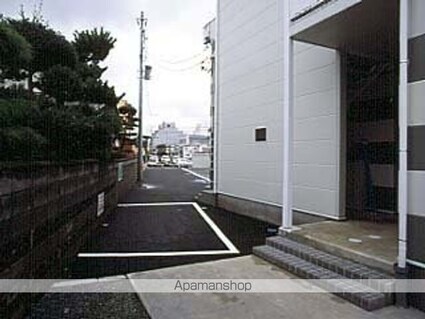 レオパレスけやき通り[1K/19.87m2]の外観3
