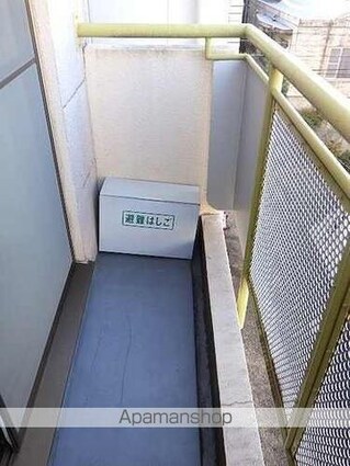 メゾン・ド経堂[1R/19.18m2]のバルコニー