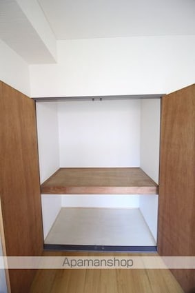 カーサ・デ・藤原[1K/18m2]の収納