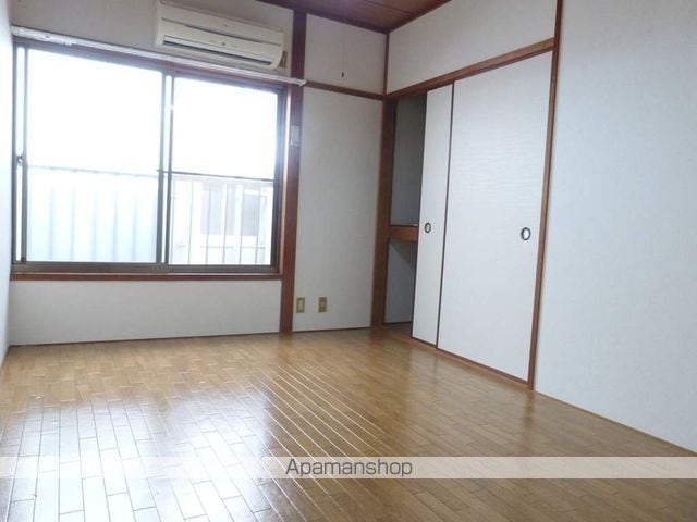 コーポ島町の内装写真