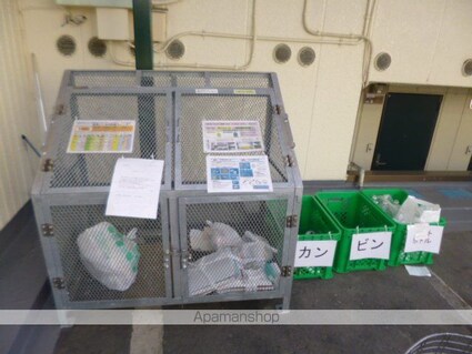 東京都立川市羽衣町３丁目[2LDK/52m2]の共用部5