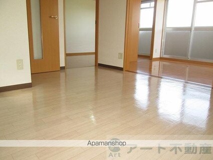 サザンコートⅥ[2DK/41.85m2]のリビング・居間