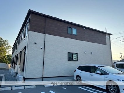 フローラ愛知川[1LDK/50.08m2]の外観3