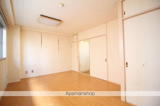 サンジェルマン富田町の内装写真