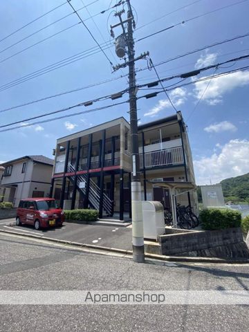 レオパレス西風新都の外観写真
