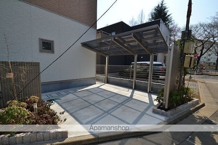 東京都東大和市上北台２丁目[2DK/51.82m2]の共用部1