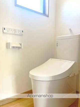 金が谷戸建[3LDK/75.2m2]のトイレ