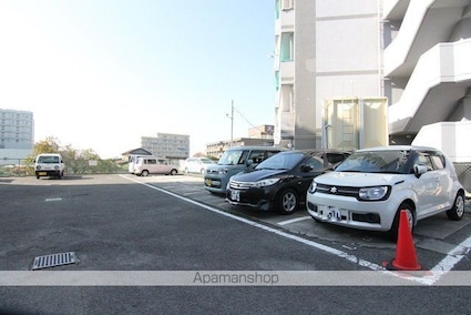 ＡＣＴＹ梅本Ⅰ[3LDK/76.5m2]の駐車場1