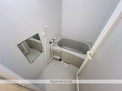 ビュータウン中央（ビュータウンチュウオウ）[2LDK/54.4m2]のバス