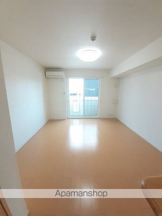 ラフレシール[1R/32.9m2]のリビング・居間