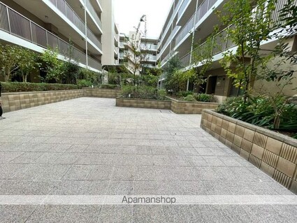 ＢＬＥＳＳ北新宿[1LDK/50.09m2]の共用部1