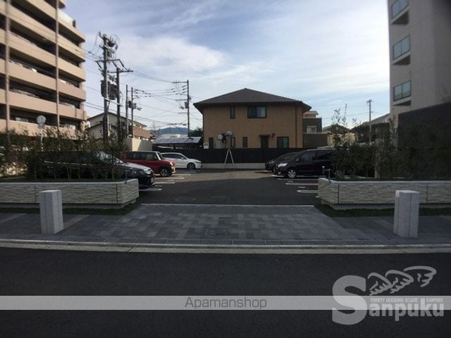 サーパス持田町の外観写真