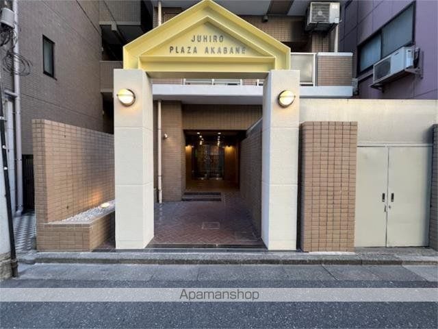 ジュヒロプラザ赤羽の玄関写真