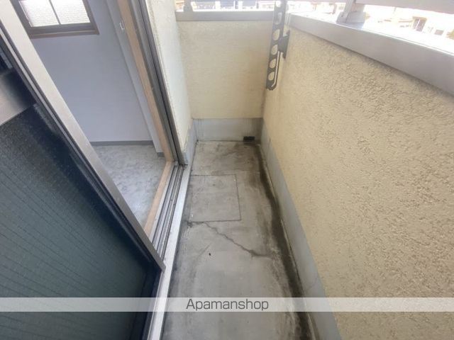 エヌエムヴァンサンクの内装写真