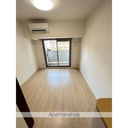 Ｌａ　Ｄｏｕｃｅｕｒ今池（旧名称アーデン今池イースト）[1R/24.9m2]のリビング・居間