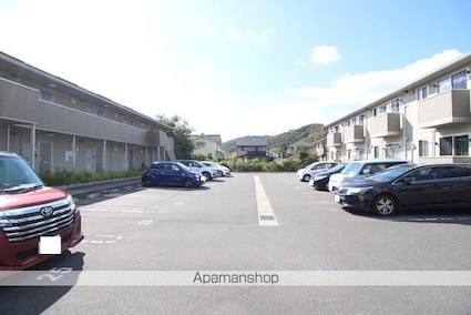 セジュール瀬戸下　Ｂ棟[1LDK/33.61m2]の外観3