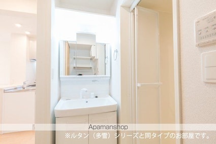 レモングラス[1LDK/47.81m2]のトイレ