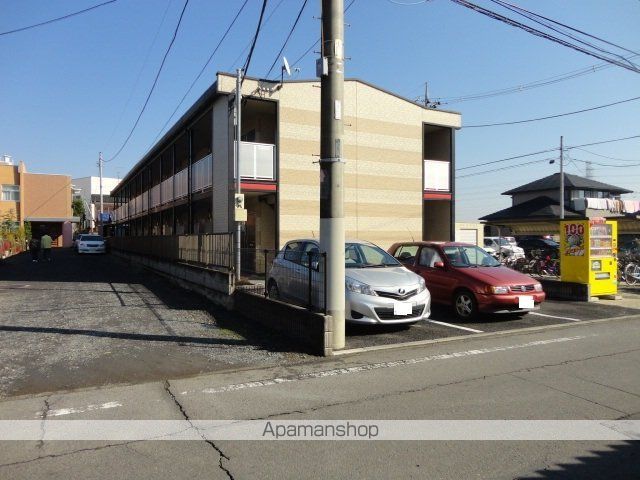 レオパレスヴェルデュールの外観写真