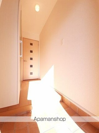 ラリュールＡ[1LDK/46.06m2]の玄関