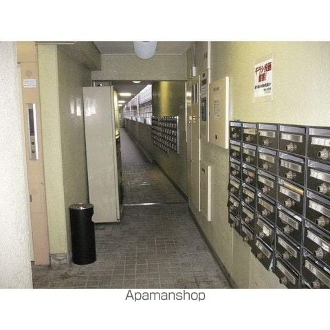 露橋ロイヤルハイツ Iの玄関写真