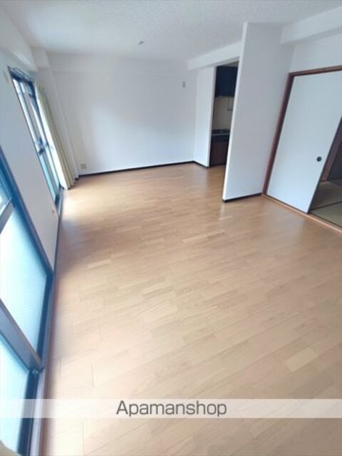 和歌山県和歌山市梶取[2LDK/59.16m2]のリビング・居間
