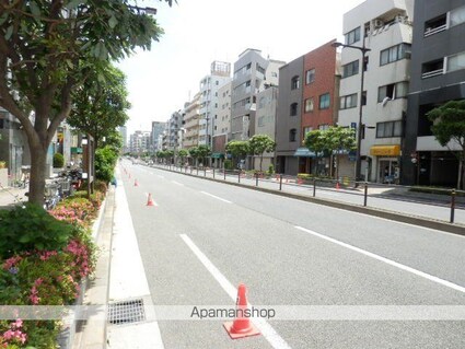 藤和シティホームズ新宿余丁町[3DK/50.05m2]の周辺2