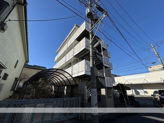 レオパレスユートピアコートの外観写真