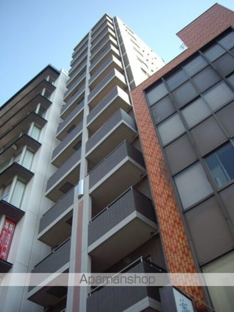 東京都新宿区四谷２丁目[1K/22.5m2]の外観1